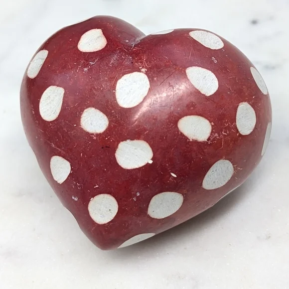 Heart Decor or Paperweight - Picture 3 of 4